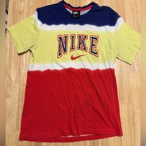 Nike America USA shirt, small!